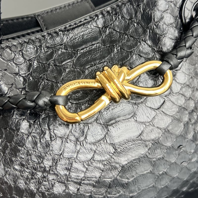 Сумка Bottega Veneta Andiamo