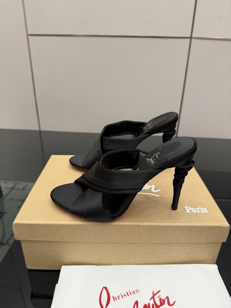 Босоножки Christian Louboutin Черные на высоком каблуке