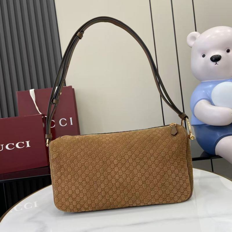 Сумка Gucci с монограммой и ремнем