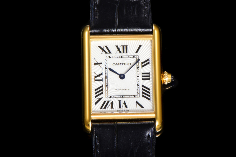 Часы Cartier Tank LC