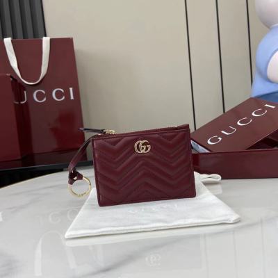 Кошелек Gucci с молнией и ремешком