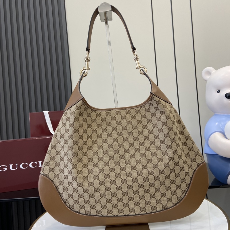 Сумка Gucci с монограммой