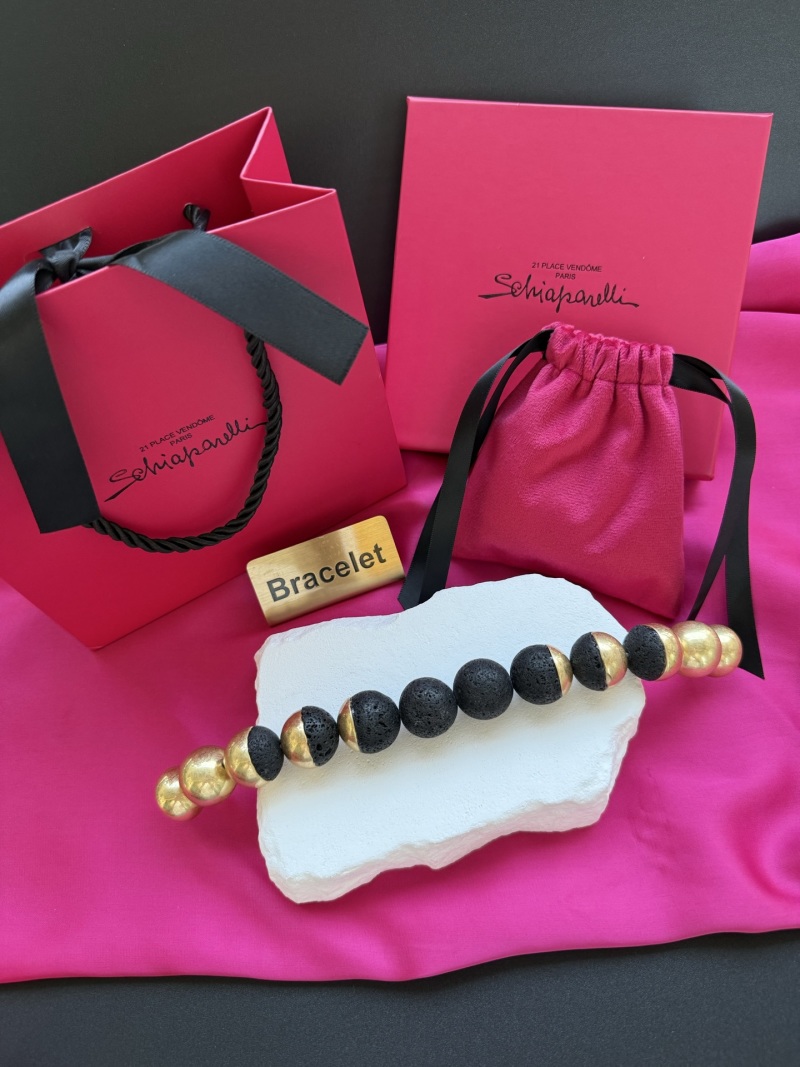 Браслет из двухцветных камней Schiaparelli