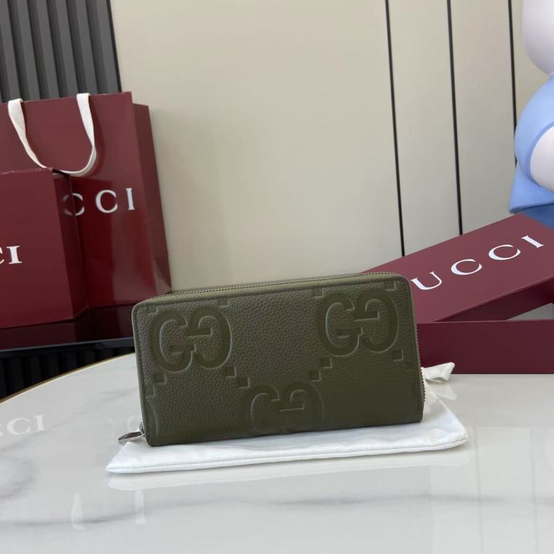 Портмоне Gucci зелёное с логотипом
