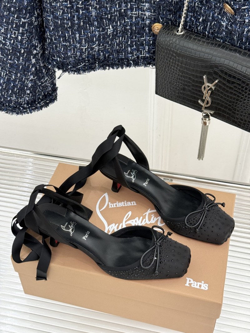 Женские босоножки с лентой на щиколотке и стразами Christian Louboutin