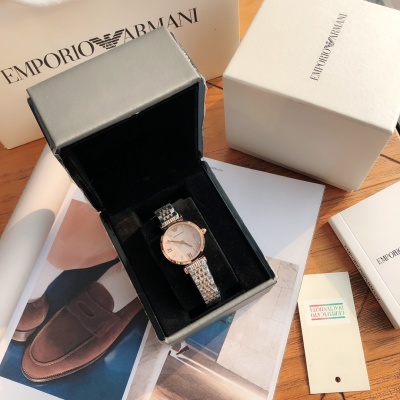 Часы Armani