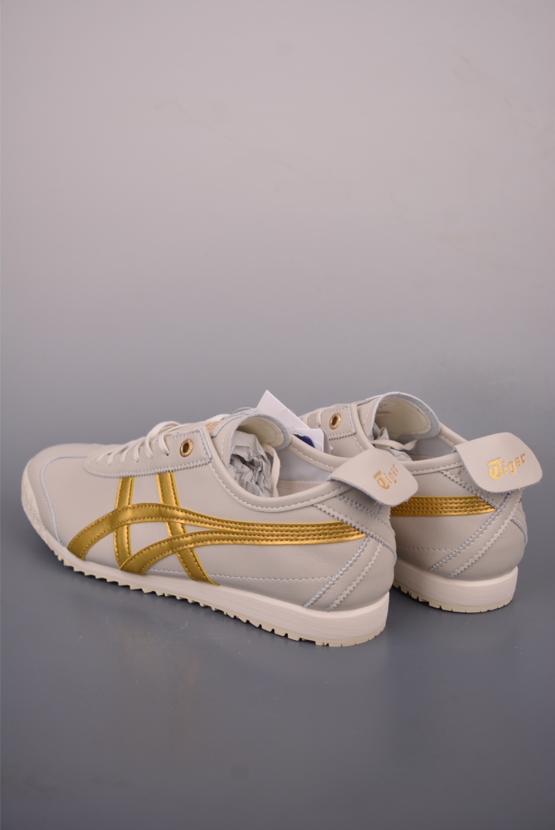 Кроссовки Asics