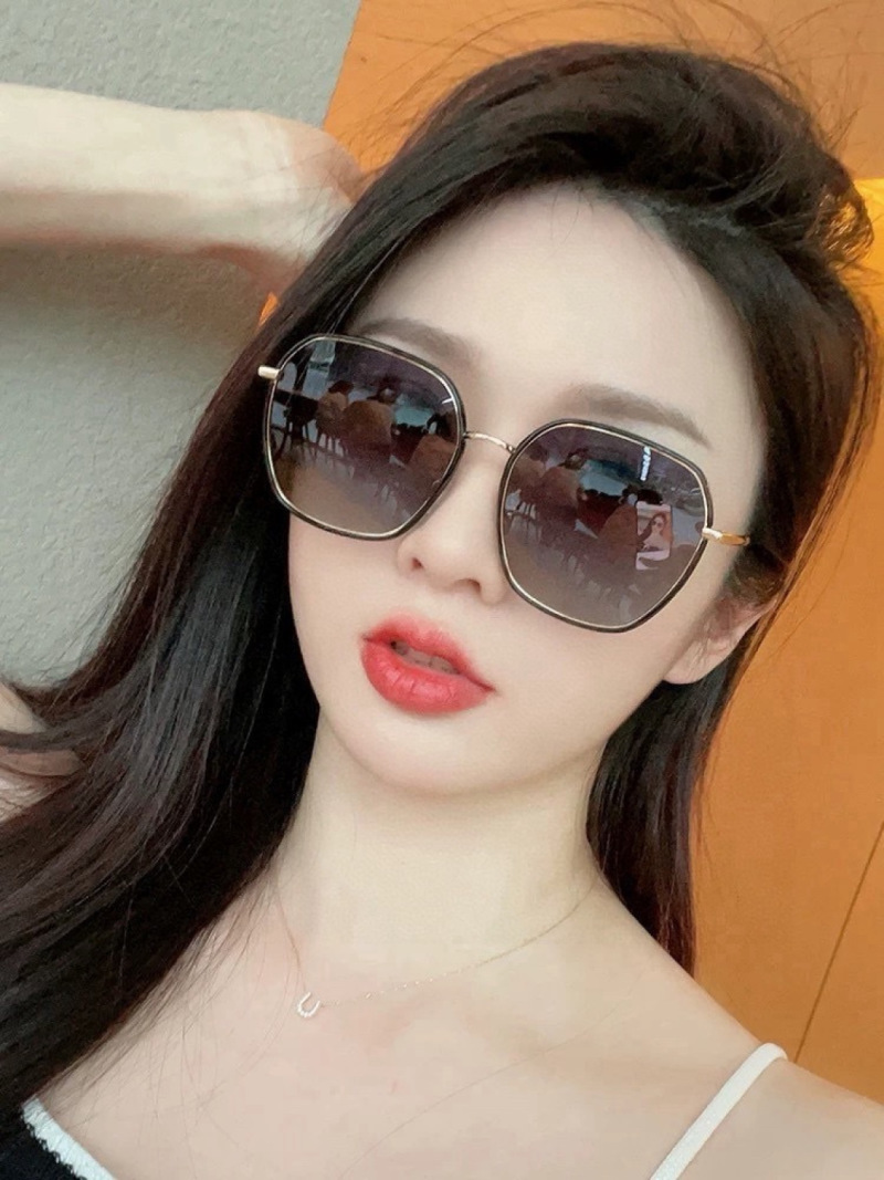 Солнцезащитные очки модель CH9375 Chanel