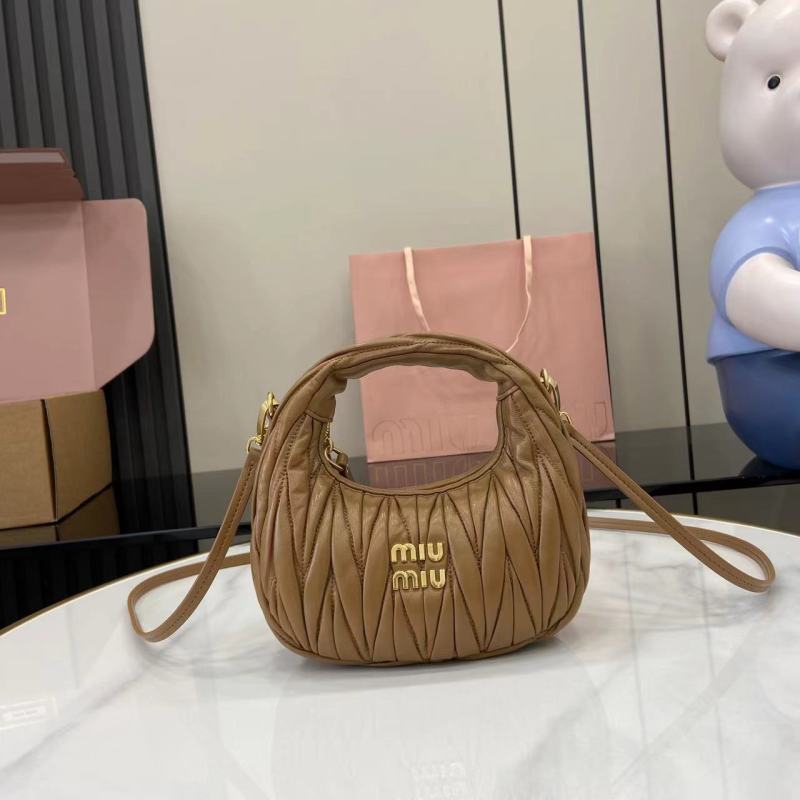 Сумка Miu Miu бежевый