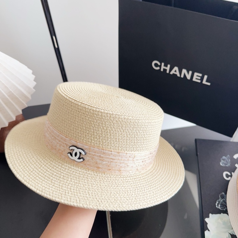 Соломенная шляпа с широкими полями Chanel