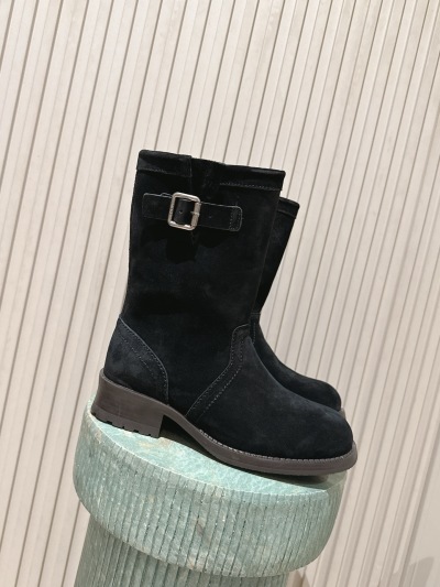 Женские ботильоны Prada черного цвета