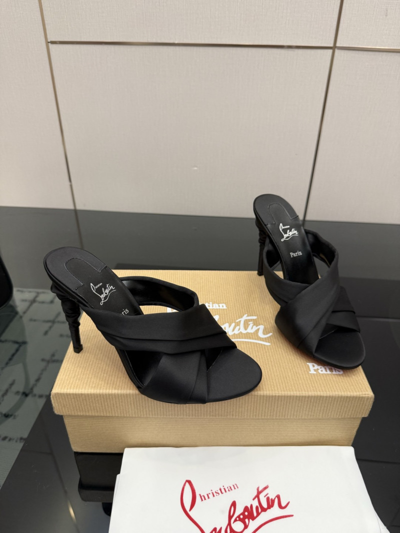 Босоножки Christian Louboutin Черные на высоком каблуке