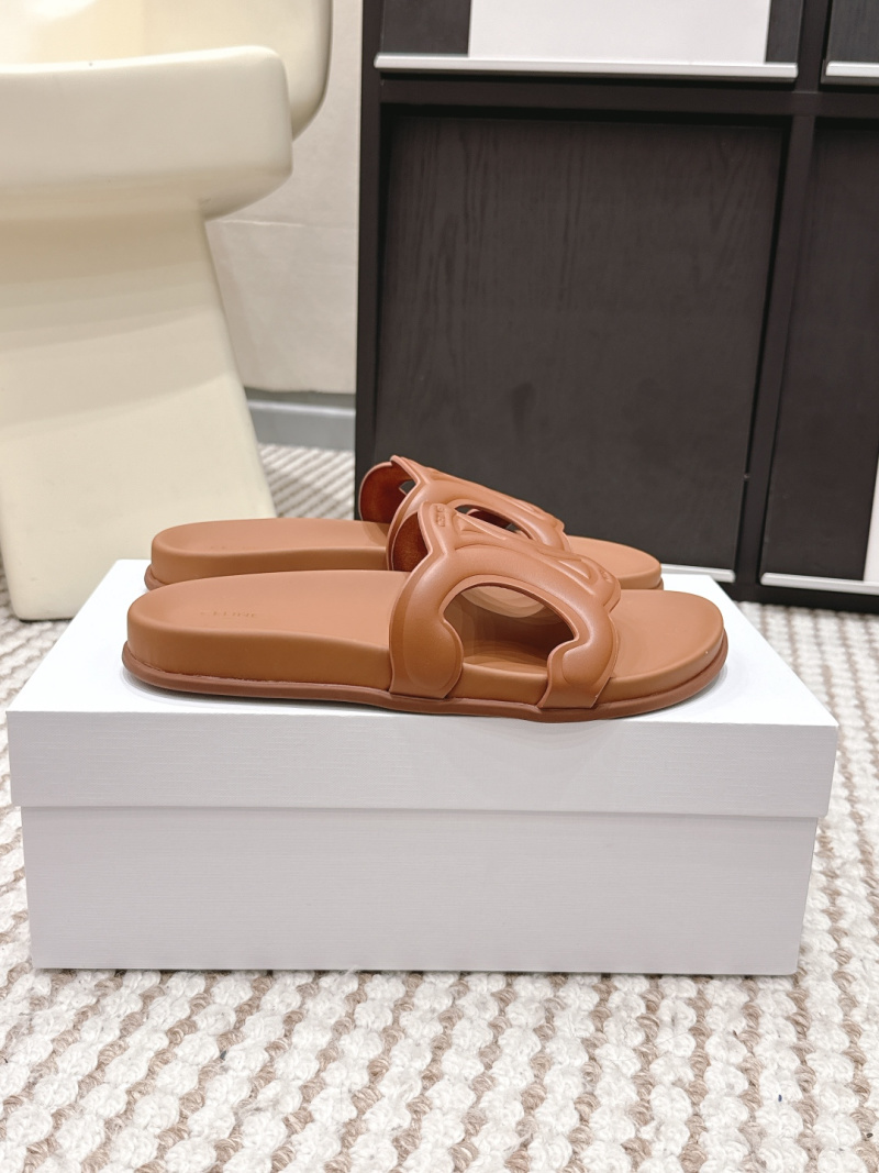 Шлёпанцы Celine