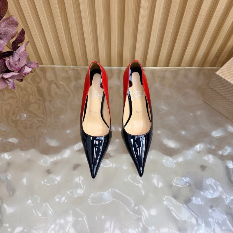 Туфли женские лакированные Christian Louboutin