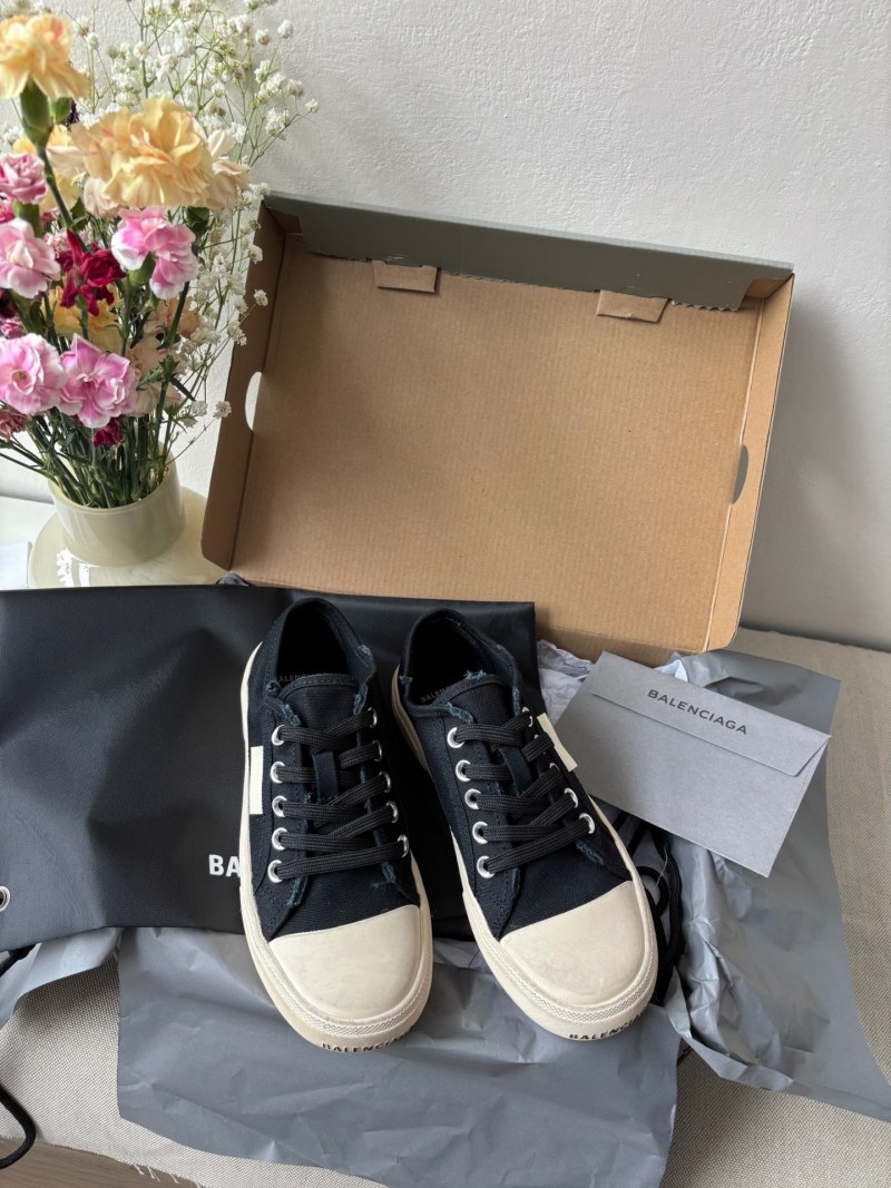 Классические джинсовые низкие кроссовки Balenciaga