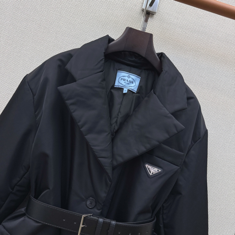 Пуховик Prada