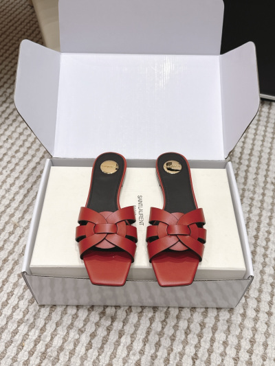 Женские босоножки Saint Laurent Melody с квадратным носком