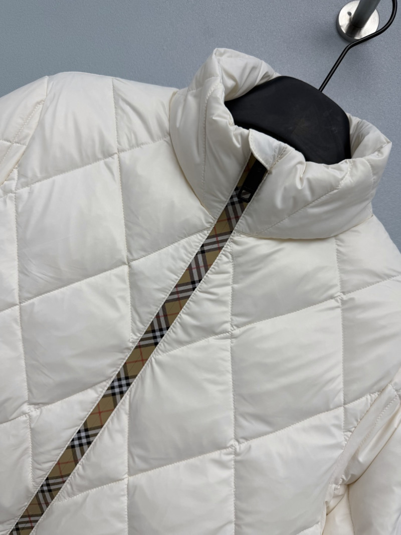 Пуховик Burberry