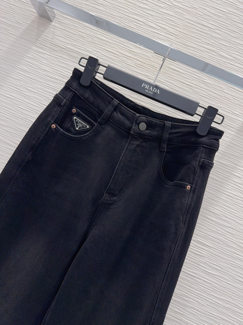 Джинсы Prada