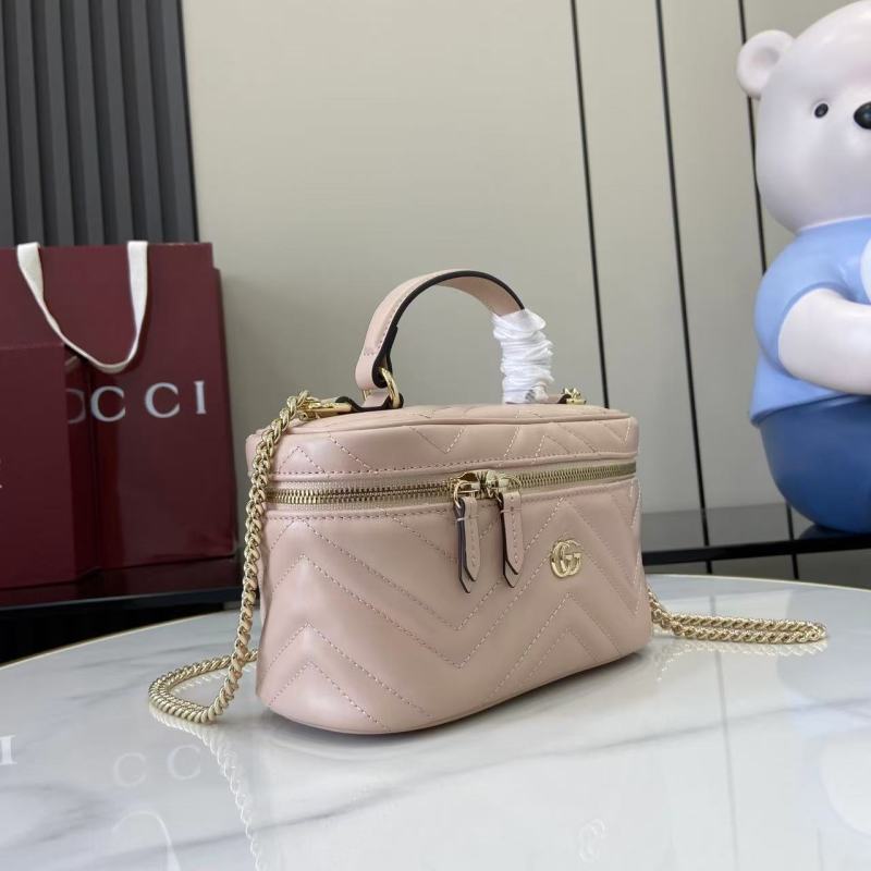 Сумка Gucci розовая с цепочкой