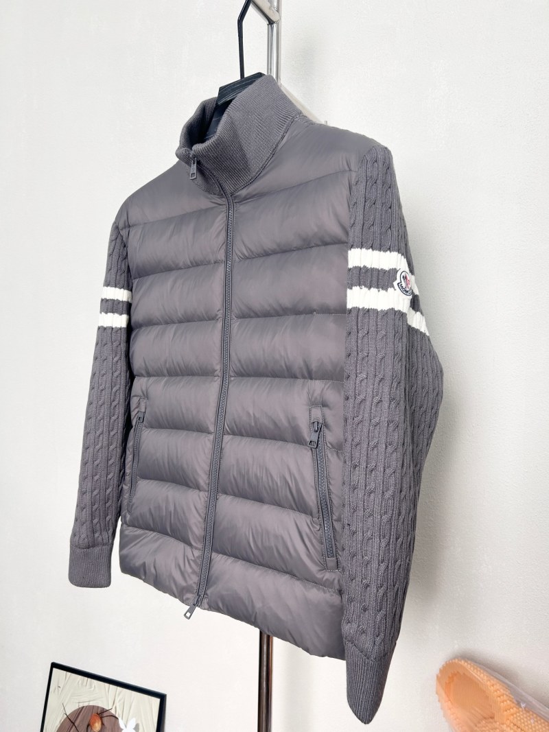 Пуховик Moncler