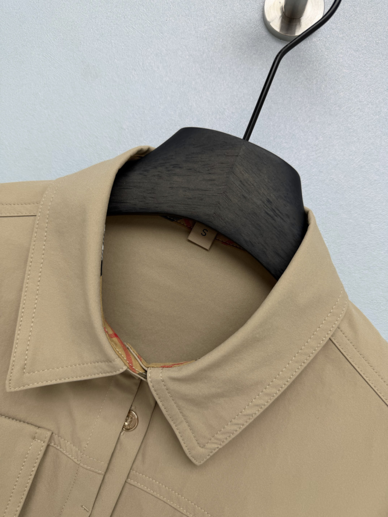 Классическое платье Burberry с поясом