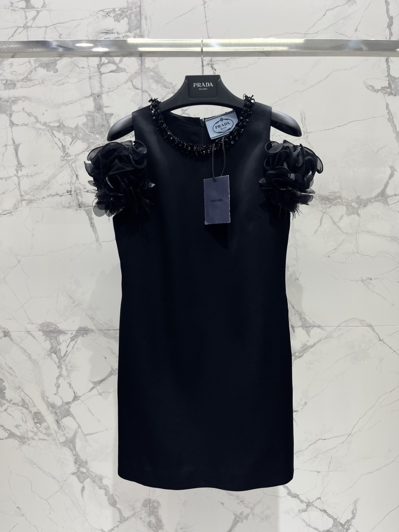 Вечернее платье Prada с цветочным декором