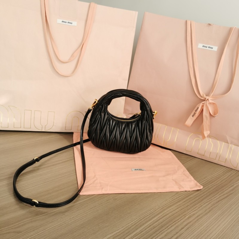 Мини-сумка Miu Miu
