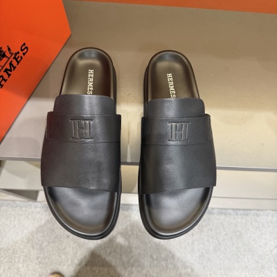 Мужские шлёпанцы Hermes