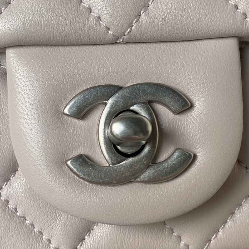 Женская сумка Chanel Classic Flap Mini со звонком