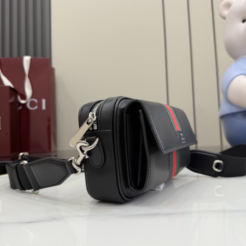 Сумка Gucci с красно-зеленой полосой