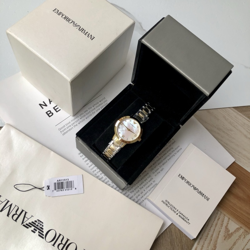 Часы Armani