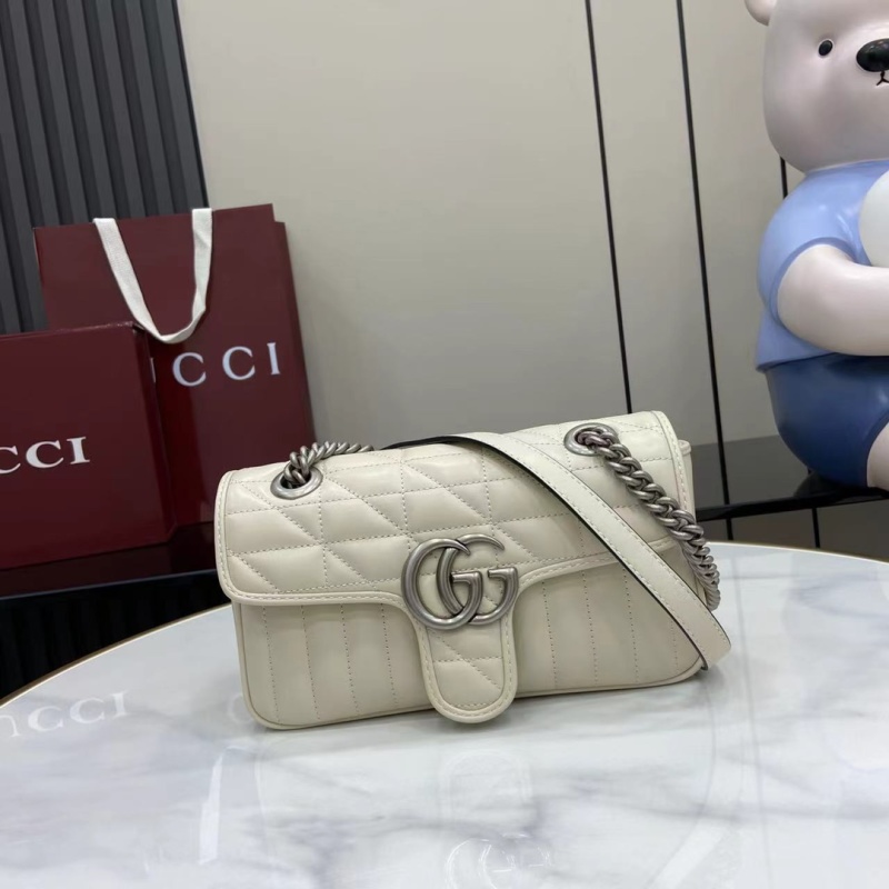 Женская сумка Gucci с цепочкой