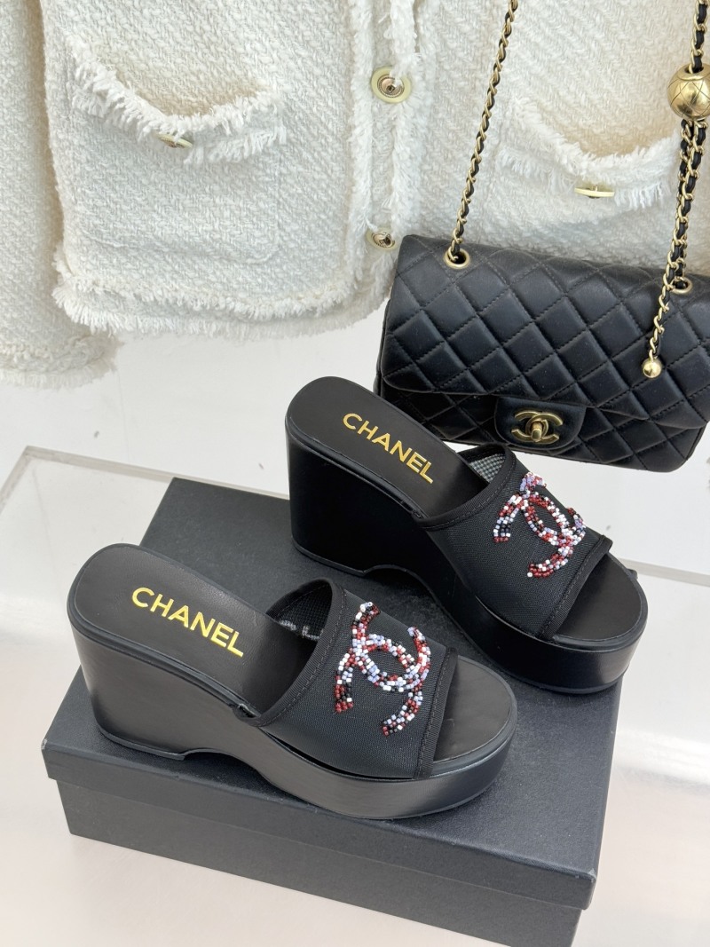 Женские сабо на платформе с бисерным декором Chanel