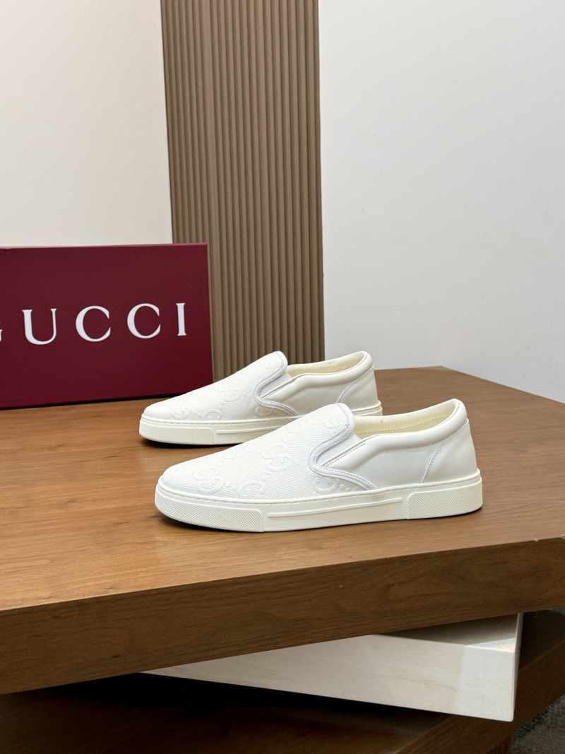 Мужские слипоны белые с принтом Gucci