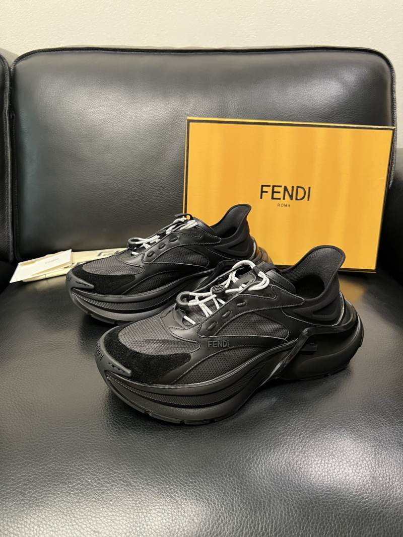 Мужские кроссовки FENDI