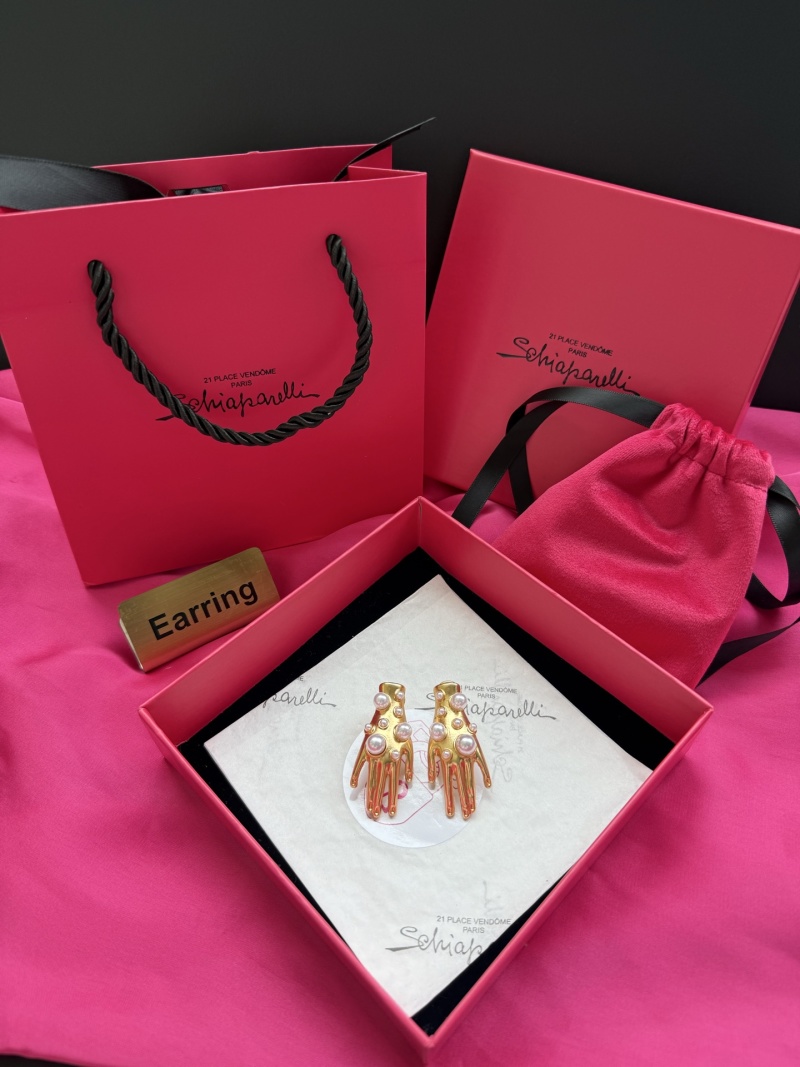 Серьги в форме рук с жемчугом Schiaparelli