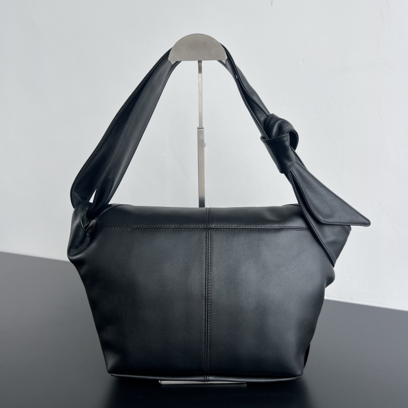 Сумка Sawyer Bottega Veneta черная