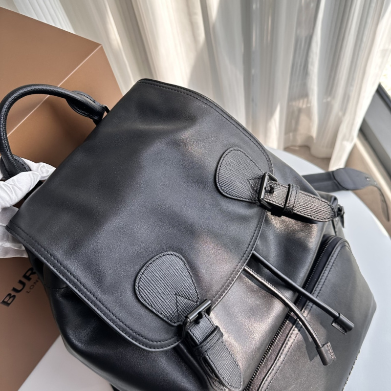 Черный рюкзак из натуральной кожи Burberry