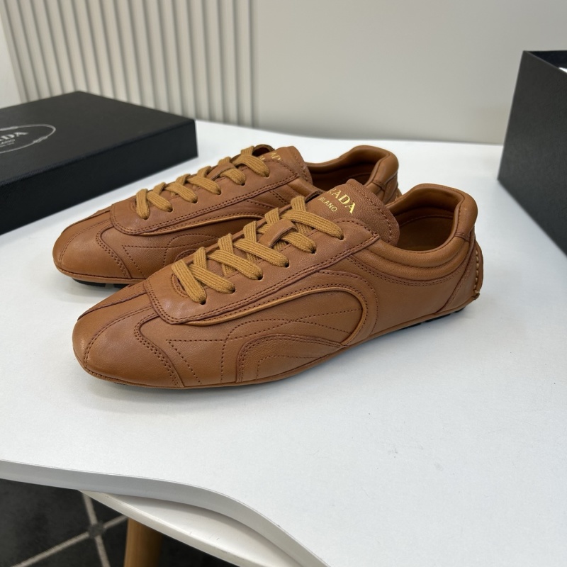 Мужские кожаные кеды Prada