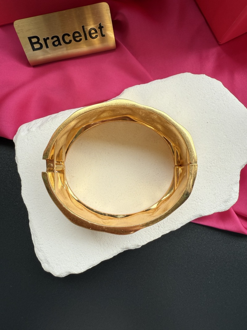 Браслет Schiaparelli