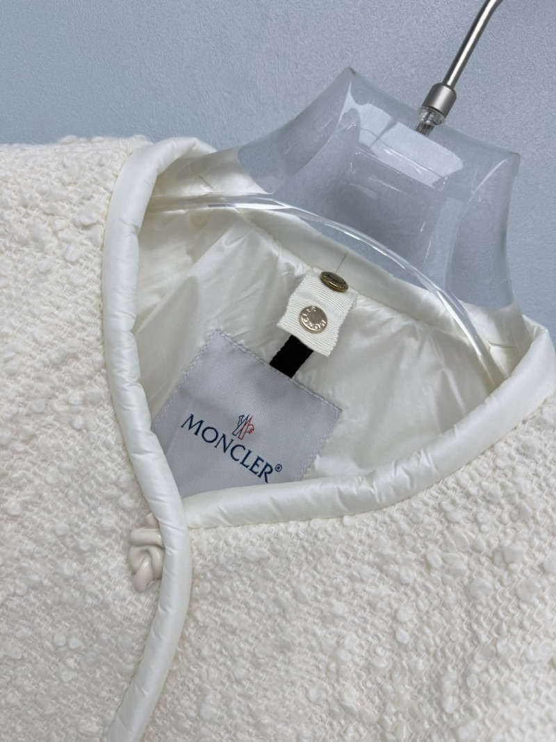 Костюм Moncler
