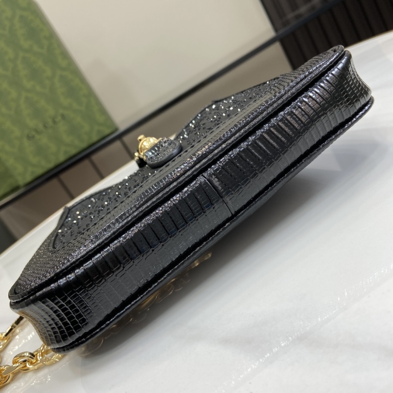 Черная сумка Gucci с золотой цепью