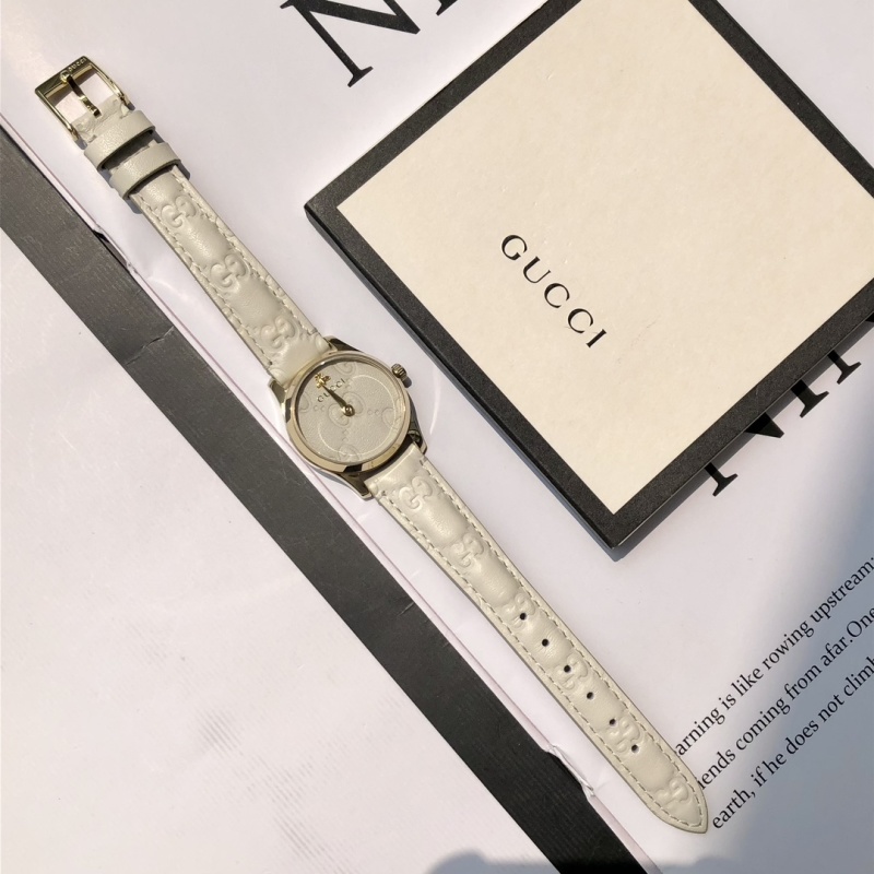 Часы Gucci