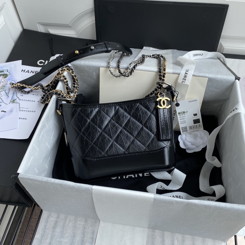 Черная сумка Chanel Gabrielle