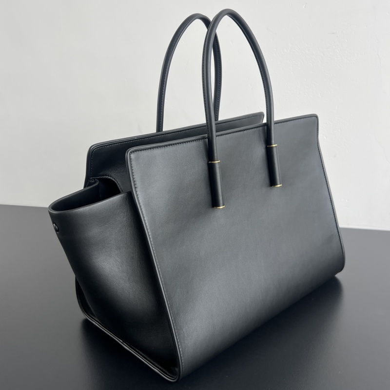 Черная кожаная сумка-тоут Bottega Veneta