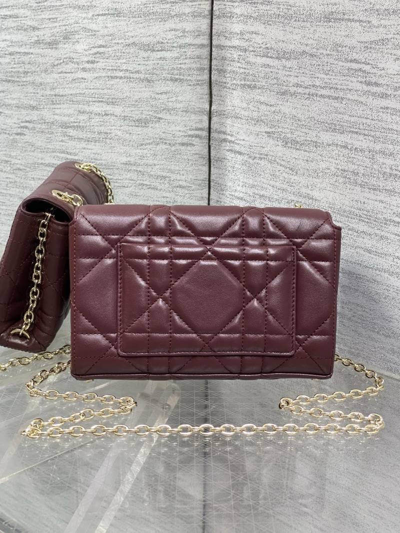 Сумка Dior бордовая с цепочкой