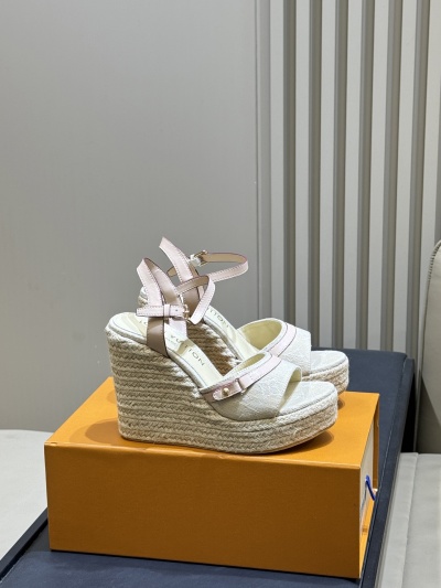 Сандалии Louis Vuitton