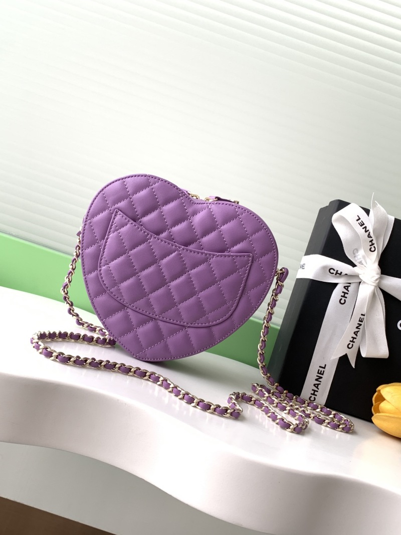 Сумка в форме сердца Chanel