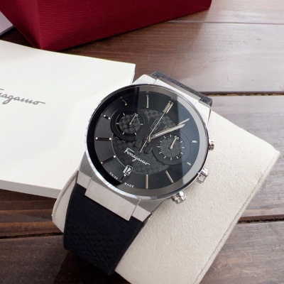 Часы Ferragamo